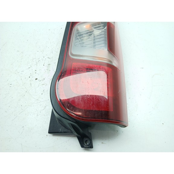 Recambio de piloto trasero derecho para opel combo furgoneta/monovolumen (k9) 1.5 d referencia OEM IAM 9820554880  