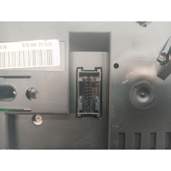 Recambio de cuadro instrumentos para bmw 3 (e90) 320 d referencia OEM IAM 684251375 918734401 