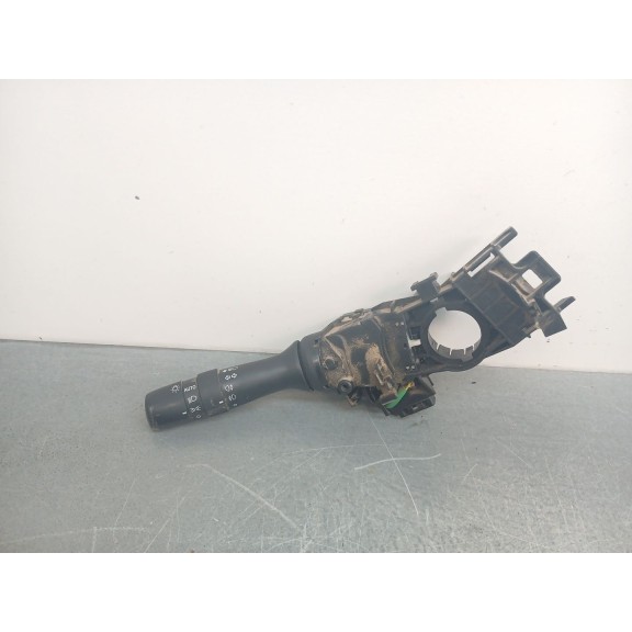 Recambio de mando luces para lexus ct 200h referencia OEM IAM 4211117f534  