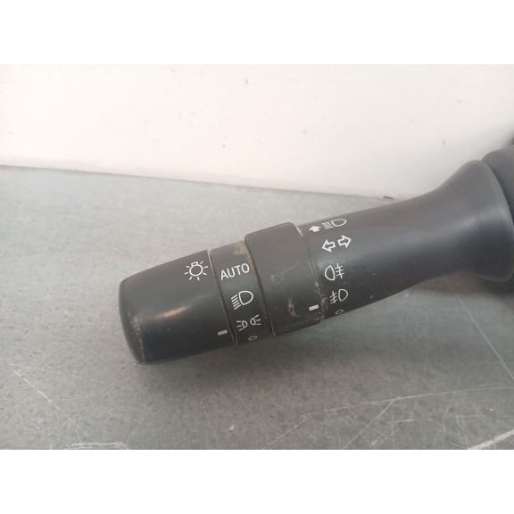 Recambio de mando luces para lexus ct 200h referencia OEM IAM 4211117f534  