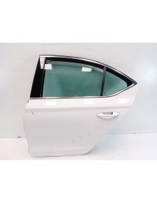 Recambio de puerta trasera izquierda para skoda octavia iv (nx3, nn3, pv3) 1.5 tsi referencia OEM IAM 5E6833051B  