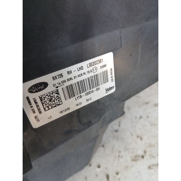 Recambio de faro derecho para ford puma (j2k, cf7) 1.0 ecoboost referencia OEM IAM 2684469  