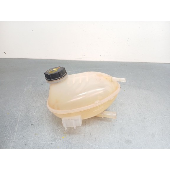 Recambio de deposito expansion para ford puma (j2k, cf7) 1.0 ecoboost referencia OEM IAM 2066919 gn118a080aa 