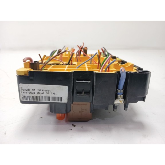 Recambio de caja reles / fusibles para opel combo furgoneta/monovolumen (k9) 1.5 d referencia OEM IAM 9804848580  