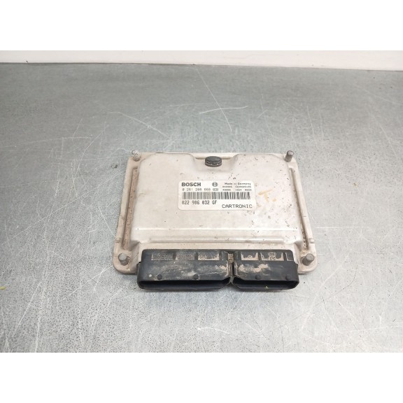 Recambio de centralita motor uce para porsche cayenne (9pa) 3.2 referencia OEM IAM 0261208668 022906032gf 