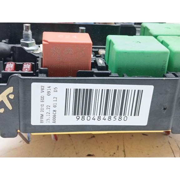 Recambio de caja reles / fusibles para opel combo e tour / life (k9) 1.5 referencia OEM IAM 9804848580  