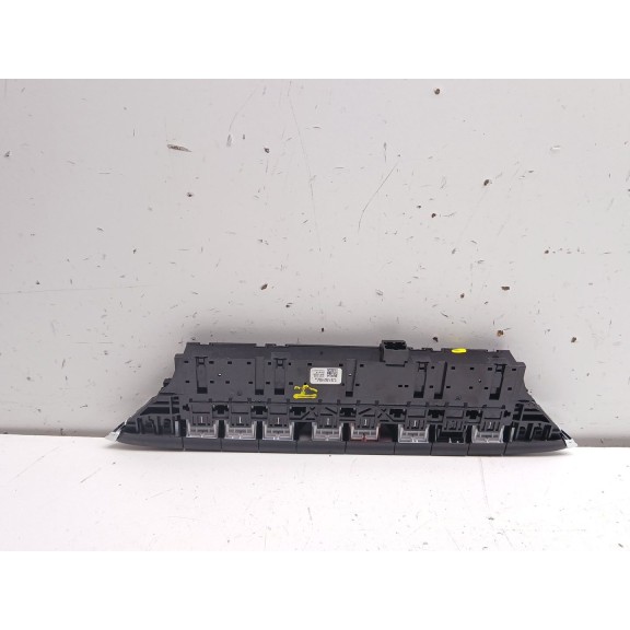 Recambio de modulo electronico para skoda octavia iv (nx3, nn3, pv3) 1.5 tsi referencia OEM IAM 5e3925200f  