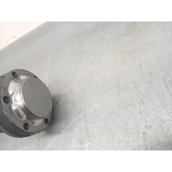 Recambio de transmision trasera derecha para porsche cayenne (9pa) 3.2 referencia OEM IAM 95533202401 7l0501201 