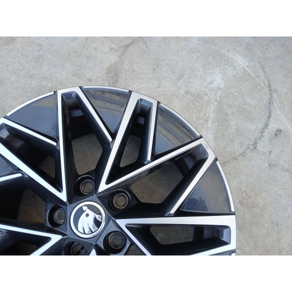 Recambio de llanta para skoda octavia iv (nx3, nn3, pv3) 1.5 tsi referencia OEM IAM 5E3601025C  