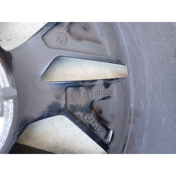 Recambio de llanta para skoda octavia iv (nx3, nn3, pv3) 1.5 tsi referencia OEM IAM 5E3601025C  