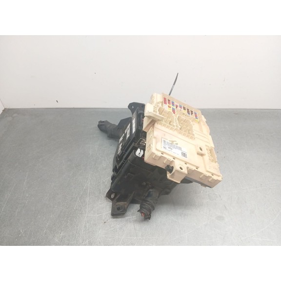 Recambio de caja reles / fusibles para kia xceed (cd) 1.6 gdi hybrid referencia OEM IAM 91200cr450 91950cr030 