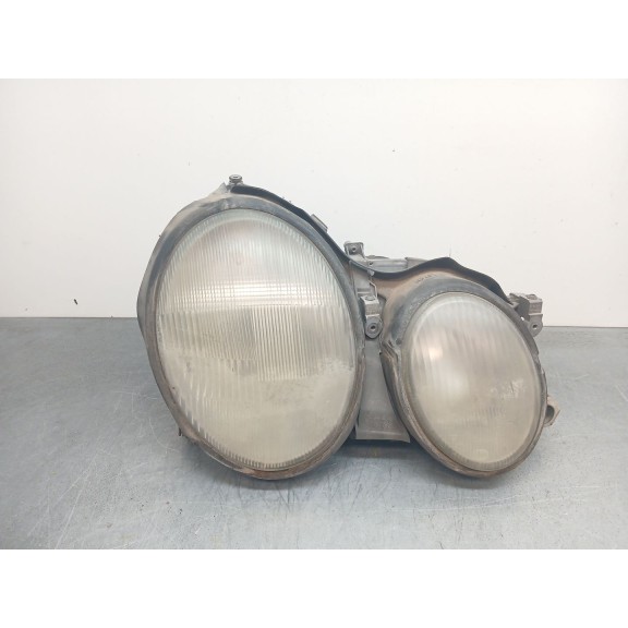 Recambio de faro derecho para mercedes-benz clase clk (w208) coupe 230 compressor (evo) (208.348) referencia OEM IAM 2088200261 