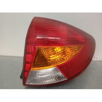 PILOTO TRASERO DERECHO TOCADO