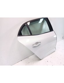 Recambio de puerta trasera derecha para renault megane iv hatchback (b9a/m/n_) 1.5 dci 110 (b9a3) referencia OEM IAM 821001172R  2