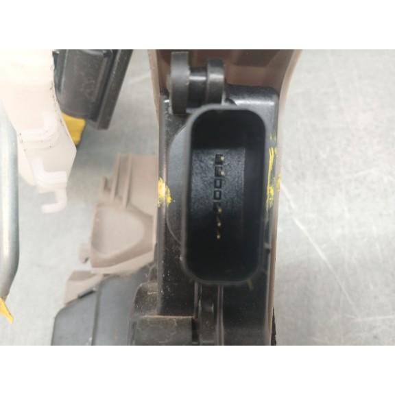 Recambio de cerradura puerta delantera derecha para kia xceed (cd) 1.4 t-gdi referencia OEM IAM 81320J7000  