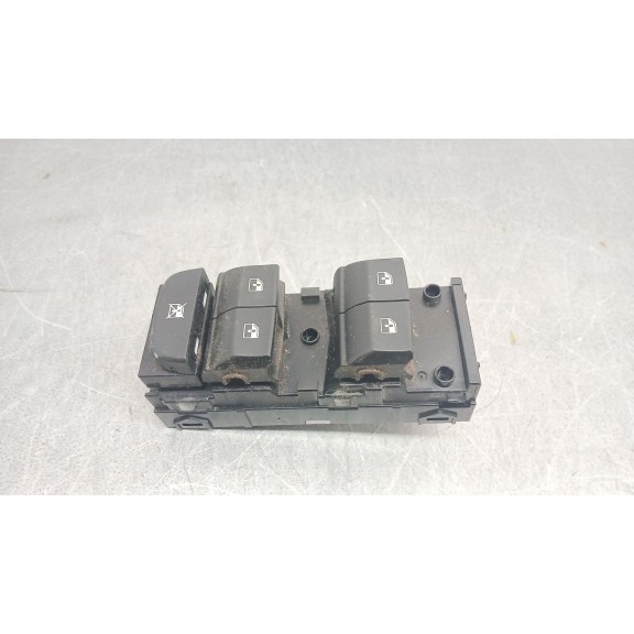 Recambio de mando elevalunas delantero izquierdo para kia xceed (cd) 1.4 t-gdi referencia OEM IAM 93571J7000  