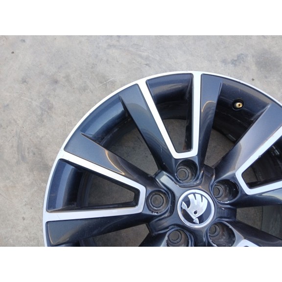 Recambio de llanta para skoda yeti (5l) 2.0 tdi referencia OEM IAM 5L0601025F X1 17 PULGADAS