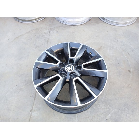 Recambio de llanta para skoda yeti (5l) 2.0 tdi referencia OEM IAM  X1 17 PULGADAS