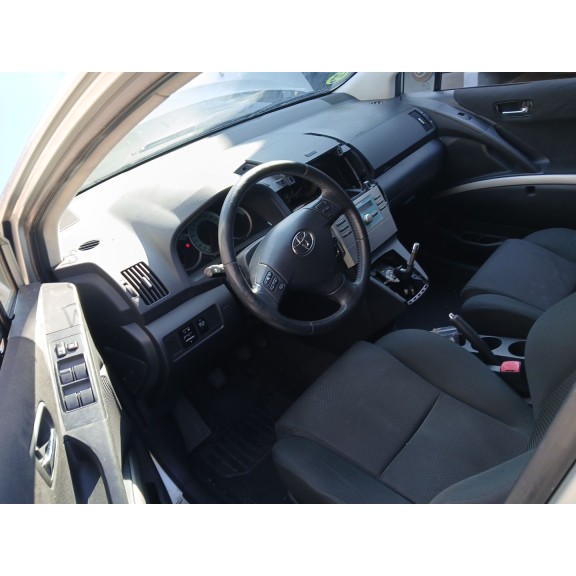 toyota corolla verso (zer_, zze12_, r1_) del año 2005