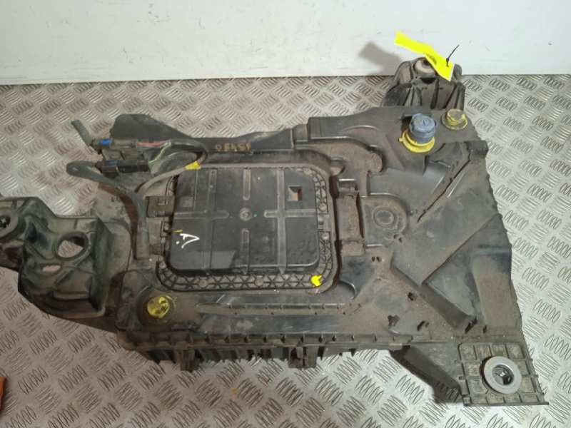 Recambio de deposito adblue para citroën c4 picasso referencia OEM IAM P1001565  