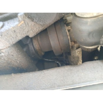 Recambio de transmision central delantera para land rover discovery 4.4 v8 cat referencia OEM IAM 73CM  