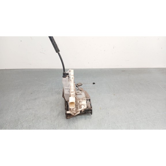 Recambio de cerradura puerta trasera izquierda para seat altea (5p1) 1.9 tdi referencia OEM IAM 7L0839015D  