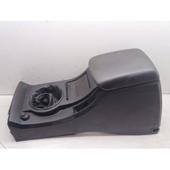 Recambio de apoyabrazos central para ssangyong actyon sports 200 xdi limited 4wd referencia OEM IAM 7795131000 7793132000 