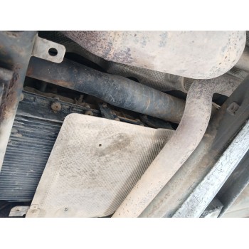 Recambio de transmision central delantera para land rover discovery 4.4 v8 cat referencia OEM IAM 73CM  