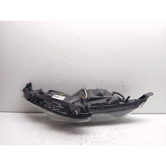 Recambio de faro derecho para nissan juke (f15) 1.2 dig-t referencia OEM IAM 260101KA0C 26120bv80a 90049102