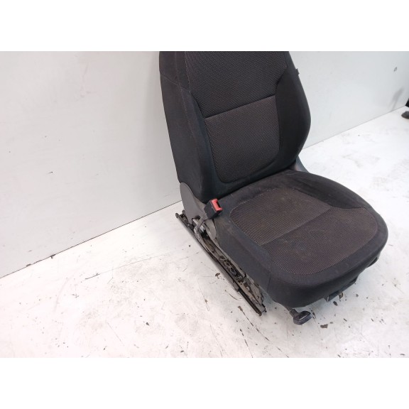 Recambio de asiento delantero izquierdo para skoda yeti (5l) 2.0 tdi referencia OEM IAM   