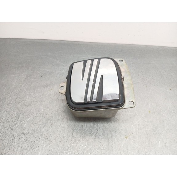 Recambio de maneta porton para seat altea (5p1) 1.9 tdi referencia OEM IAM 5P0827565D  