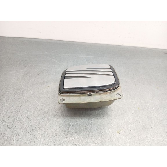Recambio de maneta porton para seat altea (5p1) 1.9 tdi referencia OEM IAM 5P0827565D  