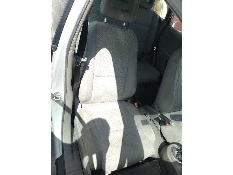 Recambio de asiento delantero derecho para audi a2 (8z) 1.4 tdi referencia OEM IAM  CON AIRBAG 
