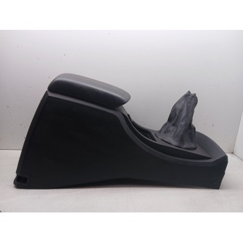 Recambio de apoyabrazos central para ssangyong actyon sports 200 xdi limited 4wd referencia OEM IAM 7795131000 7793132000 