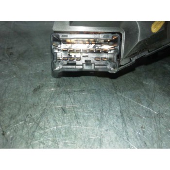 Recambio de mando limpia para nissan terrano/terrano.ii (r20) aventura referencia OEM IAM 25260AV770  