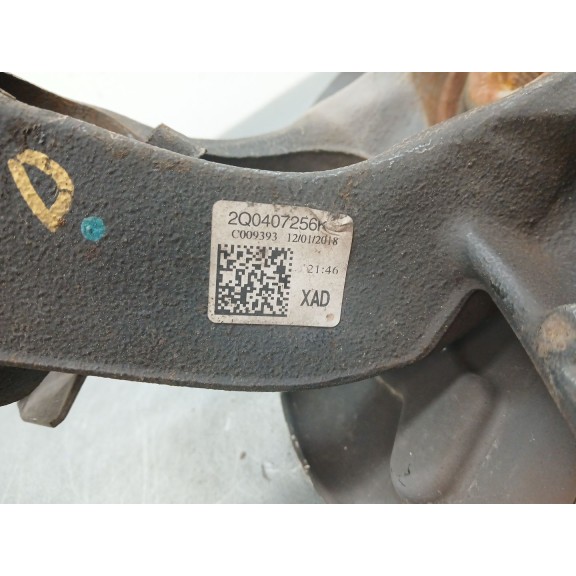 Recambio de mangueta delantera derecha para seat arona fr referencia OEM IAM 2Q0407256K  