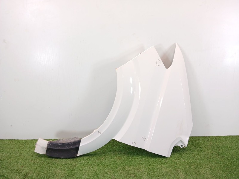 Recambio de aleta delantera izquierda para volkswagen crafter caja/chasis (sz_) 2.0 tdi referencia OEM IAM 7C0821105B  