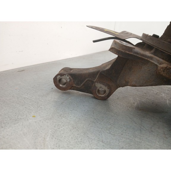 Recambio de mangueta delantera derecha para kia sorento ii (xm) 2.2 crdi referencia OEM IAM 517162P500  