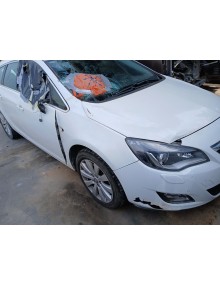 opel astra j sports tourer (p10) del año 2012 2