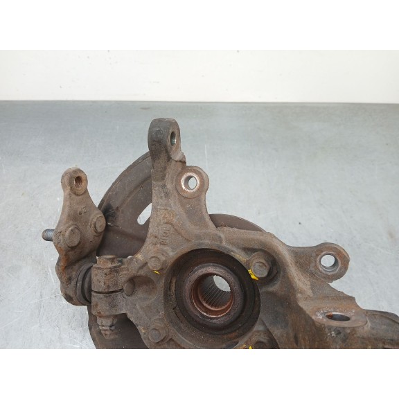 Recambio de mangueta delantera izquierda para kia sorento ii (xm) 2.2 crdi referencia OEM IAM 517152P500  