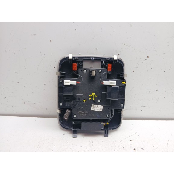 Recambio de luz interior para omoda 5 referencia OEM IAM 605000614aa  