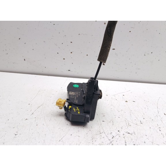Recambio de cerradura puerta delantera derecha para omoda 5 referencia OEM IAM 554001266aa  