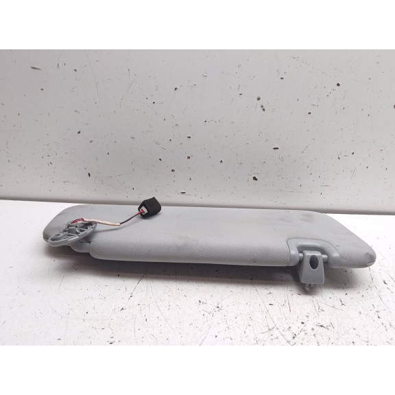 Recambio de parasol izquierdo para omoda 5 referencia OEM IAM   