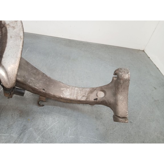 Recambio de mangueta delantera izquierda para audi a4 berlina (8w2) advanced edition referencia OEM IAM 8W0407559  