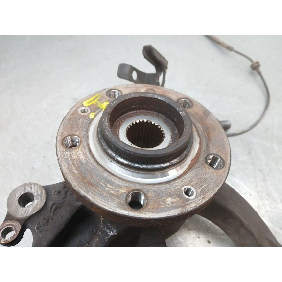 Recambio de mangueta delantera derecha para opel vivaro c furgoneta (k0) 1.5 referencia OEM IAM 1617969380  