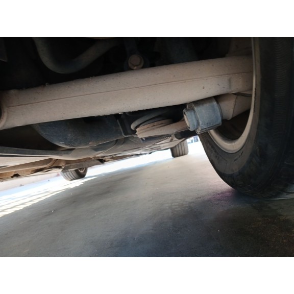 Recambio de puente trasero para audi a4 b8 avant (8k5) 2.0 tdi referencia OEM IAM 8F0505235J  