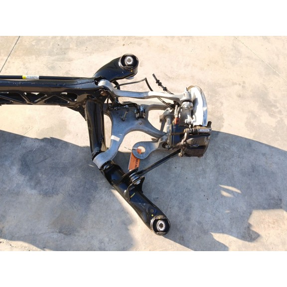 Recambio de puente trasero para audi a4 b8 avant (8k5) 2.0 tdi referencia OEM IAM 8F0505235J  