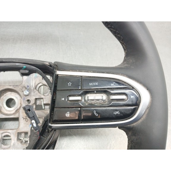 Recambio de volante para omoda 5 referencia OEM IAM 404000527aa  