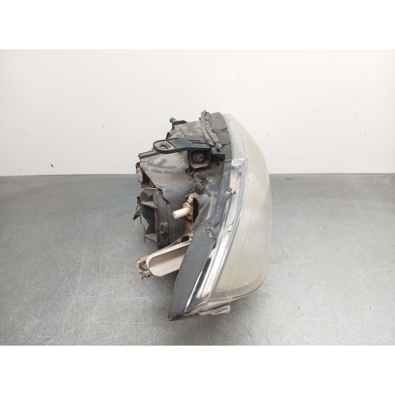 Recambio de faro derecho para bmw 1 (e81) 116 d referencia OEM IAM 63126924486  