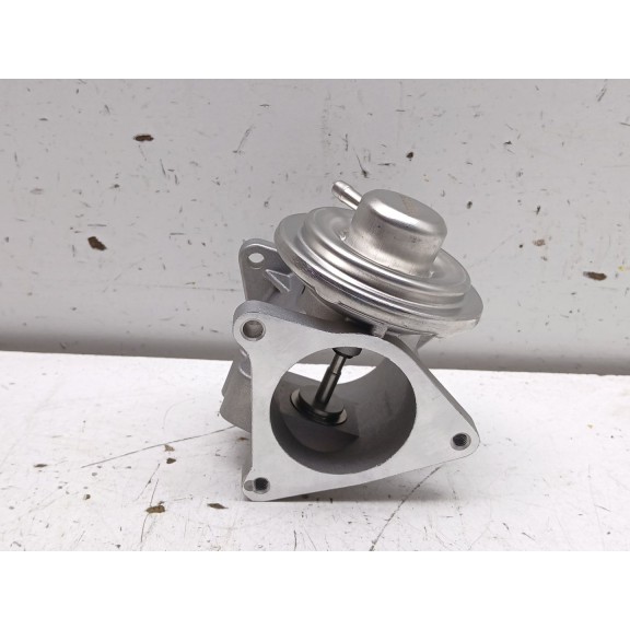 Recambio de valvula egr para volkswagen golf v berlina (1k1) 1.9 tdi referencia OEM IAM 038129637D NUEVO 